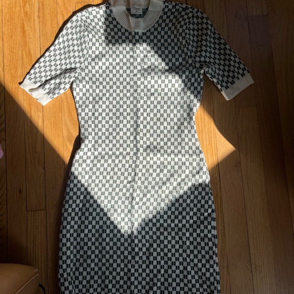 Green and White Checkered Knit Bodycon Dress - Picture 3 of 5